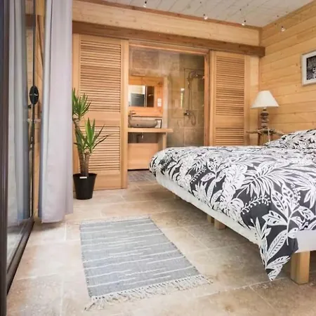 Superbe Secteur Calme Avec Piscine Chauffee * Лакано
