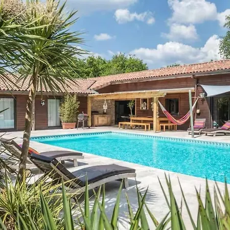 Villa Superbe Secteur Calme Avec Piscine Chauffee