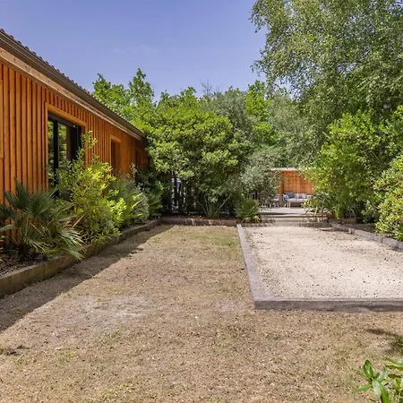 Superbe Secteur Calme Avec Piscine Chauffée Villa Lacanau