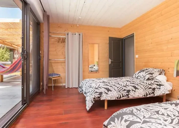 Superbe Secteur Calme Avec Piscine Chauffée * Lacanau