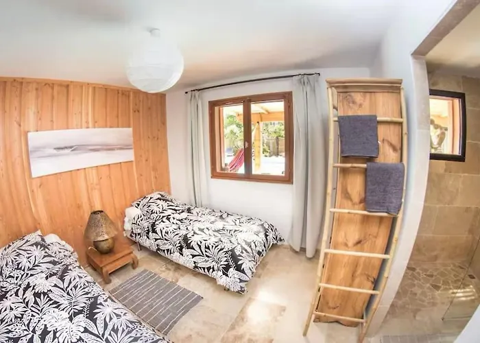 Superbe Secteur Calme Avec Piscine Chauffée Villa Lacanau